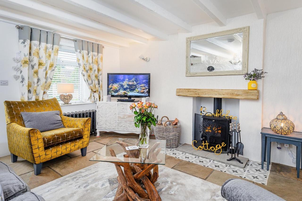 Finest Retreats - Bumblebee Cottage Pickering Esterno foto